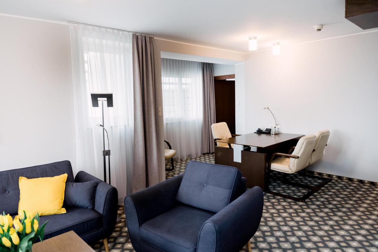 Hotel Vivaldi Poznań Kültér fotó