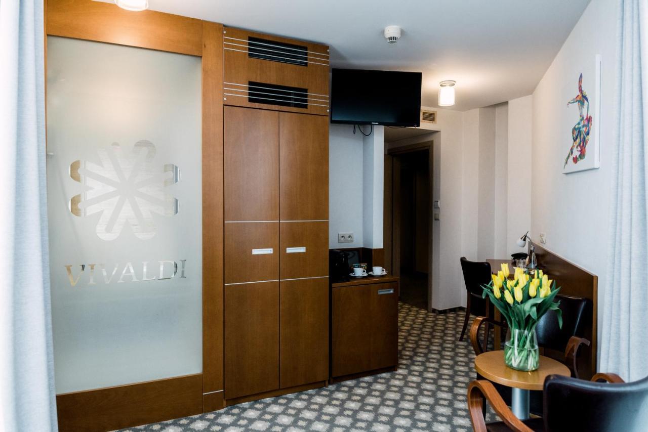 Hotel Vivaldi Poznań Kültér fotó