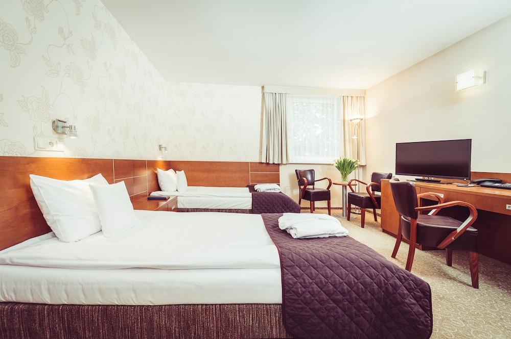 Hotel Vivaldi Poznań Kültér fotó