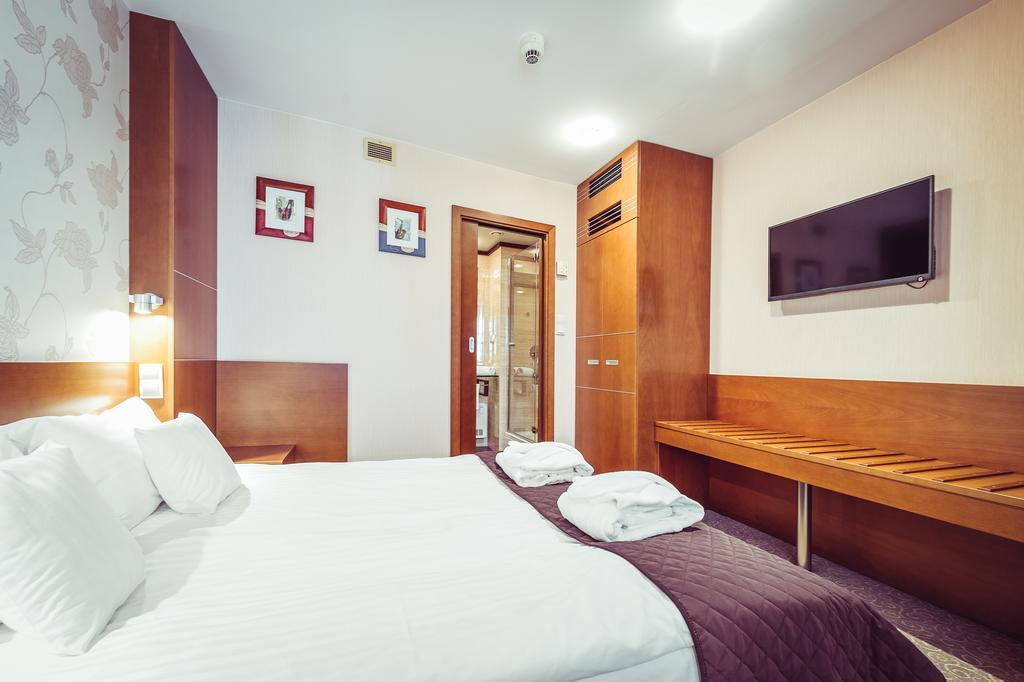 Hotel Vivaldi Poznań Kültér fotó