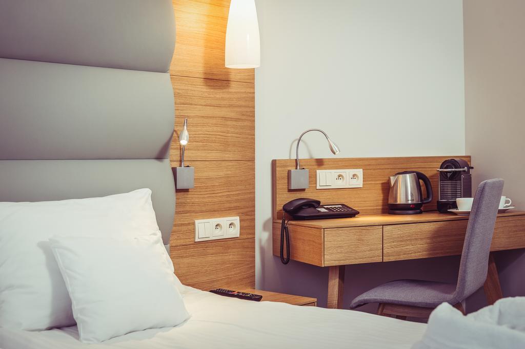 Hotel Vivaldi Poznań Kültér fotó