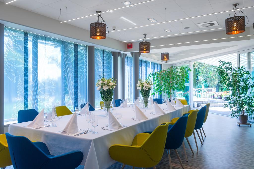 Hotel Vivaldi Poznań Kültér fotó